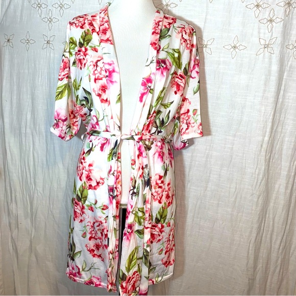 Show Me Your MuMu Other - NWOT Show Me Your MuMu Floral Garden Blooms Brie Robe